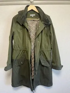 ユニクロ　オリーブグリーン ミリタリージャケット