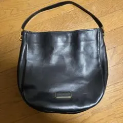 MARC BY MARC JACOBS ブラックショルダーバッグ