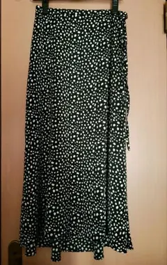 UNIQLO ドット柄フレアスカート Sサイズ