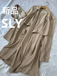 【SLY】　新品　トレンチコート　スプリングコート　ベージュ　ベルト付きのサムネイル