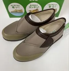 快歩主義（23cm）オリーブ 日本製 リハビリ スニーカーのサムネイル