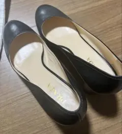 PRADA パンプス 39 保存袋付き　ハイヒール　プラダ　本革　レザーのサムネイル