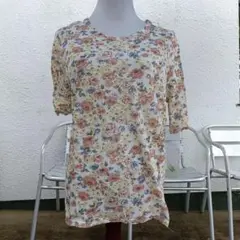 （新品未使用）花柄 半袖Tシャツ ホワイト/ピンク/ブルー