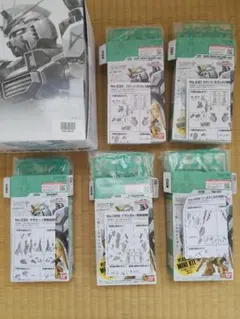 ガンダムアーティファクト 6 レア5種 νガンダム サザビー リ・ガズィ 他