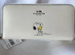 【新品未使用】COACH 長財布 スヌーピー／ホワイト