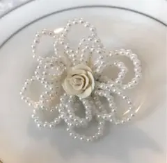 お花とレースパールのブローチ コサージュ★ハンドメイド