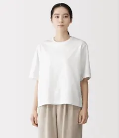 無印良品 クルーネック半袖Tシャツ 白　新品のサムネイル