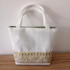 Item thumbnail for item 674b12fc-fa18-46ea-8726-db7a6cebb37a