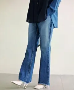 ガリャルダガランテ　ソフトフレアデニムパンツ　M カットオフ　日本製のサムネイル