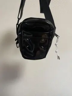 Maison Margiela エナメル　ショルダーカメラバックのサムネイル