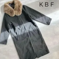 美品❣　KBF ケービーエフ　ロングコート　アウター　ファー　グレー　ｆのサムネイル