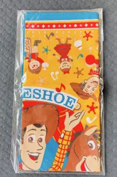 非売品　トイストーリー　バンダナ　ウッディ　ジェシー　ディズニー