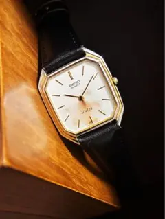 00s Vintage Seiko Dolce タンク ギョーシェ盤 ソーラー 00s Vintage Seiko Dolce タンク ギョーシェ盤 ソーラー - メルカリ