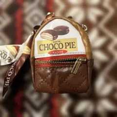 ギーゴ限定　LOTTE チョコパイ スカーフ付チャームリュック