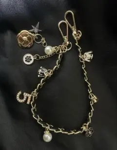 Item thumbnail for item a9cec4b7-14e8-430b-b2fd-e0a162c42d15