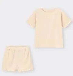 【新品未使用】GU袖フリルラウンジセット(半袖&ショートパンツ)　L　クリームのサムネイル