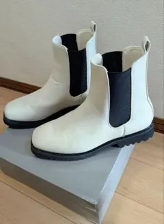 サイドゴアショートブーツ アイボリー / 38 nano universe