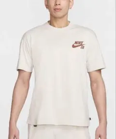 新品NIKESB 半袖Tシャツ　Mサイズ