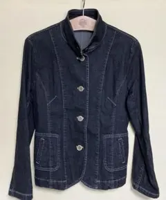 Item thumbnail for item 3d35e561-762c-4bc4-8e21-9021f569f72a