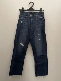 ユニクロ　ダメージ加工ストレートレッグデニム　サイズ22 56センチ