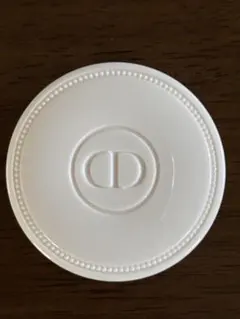 DIORクレームアブリコ(ネイルクリーム)