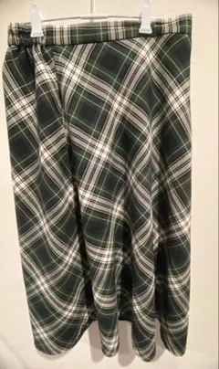 Item thumbnail for item fbf92a0c-2b6f-4116-835b-6b6946960e92