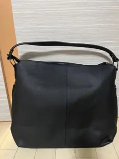 【VITAFELICE】黒 本革ワンショルダーバッグ レディース