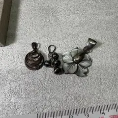 18.142【ペンダントトップ】ネックレス　ハンドメイドパーツ　チャーム