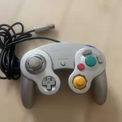 ゲームキューブ　コントローラー