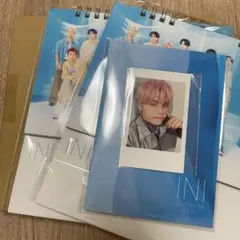 INI カレンダー 2025