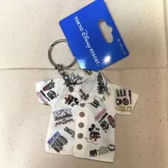 新品未使用　東京ディズニーリゾート　ミッキー　アロハシャツ　キーホルダー