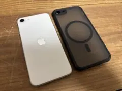 Apple iPhone SE(第3世代) 白　バッテリー99% ケース付