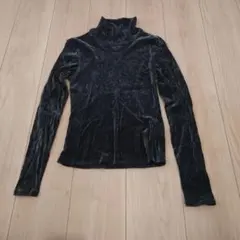 H＆Mダークグレー ベルベット タートルネックシアートップス長袖
