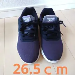 Reebok スニーカー