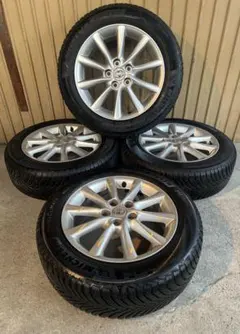 トヨタ純正 17インチ アルミホイール スタッドレス 4本セットのサムネイル