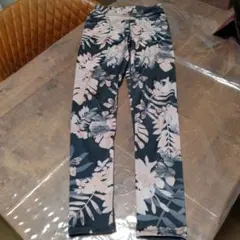 Item thumbnail for item 9f135658-7cd5-469c-9a15-00fdd05ec01e