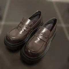 ブラウン ローファー 光沢仕上げ