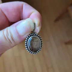 ビンテージ風シルバーペンダントトップ　ルチル