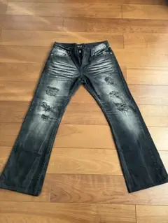 ブランド不明 ダメージ加工 ブラック ブーツカットデニム W32