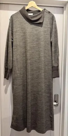 TOMORROWLAND チャコールグレー ロングワンピース