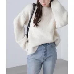 ★タグカット新品未使用★定価8,690円ラメミックスブークレー畔ニット