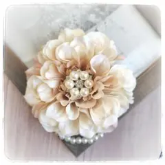 コサージュ★ハンドメイド クリームベージュ 卒業式 卒園式 入学式 入園式