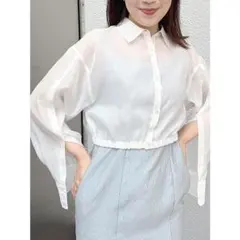 マーキュリーデュオ　スリットスリーブクロップドシャツ