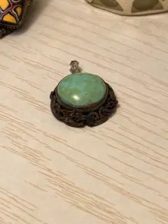 ヴィンテージ トルコ石 ターコイズ 七宝焼 ペンダントトップ 金彩？