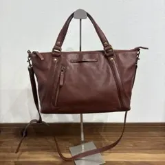 【美品】UGG アグ レザー 本革製 2WAY トートバッグ 内側 麻キャンパスのサムネイル