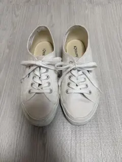 SUPERGA ホワイトキャンバススニーカーのサムネイル