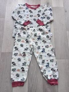 ユニクロ　キルティングパジャマ　110