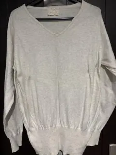 used⭐︎クリーム色 Vネック ニット