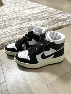 【新品未使用】Nike ハイカットスニーカー 24.5㎝