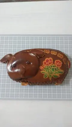 レザー製 豚型 ジッパー小銭入れ